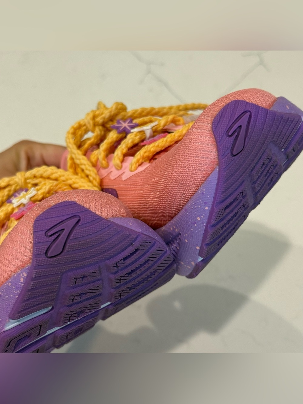 2026 Run Disney x Brooks Ghost 17 Rapunzel Sneakers Size 6.5 - Picture 4 of 11